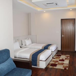 Hotel Mega & Apartment